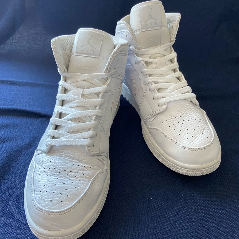 Men’s White Air Jordan 1 Mids